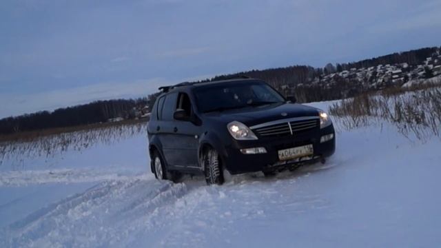 Бюджетные внедорожники. Обзор Ssang Young Rexton I 2.3 (rx 230)