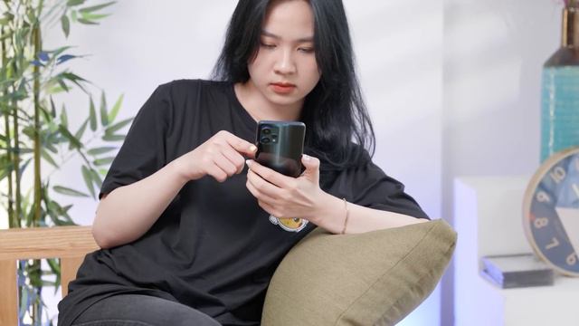 Đánh giá realme 9 Pro và realme 9 Pro+: Pin 10 tiếng, hiệu năng tốt, giá từ 8 triệu смотреть онлайн