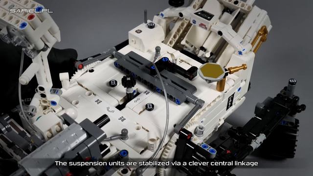 LEGO 42158: NASA Mars Perseverance Rover - HANDS-ON REVIEW смотреть онлайн