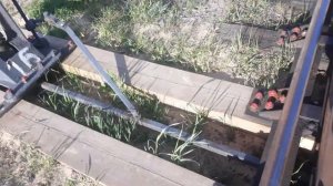 Как перевести жд стрелку?