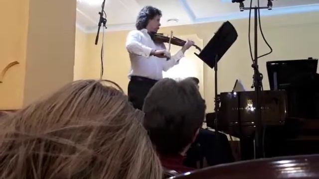 И Брамс соната 3, D Moll Fragm2