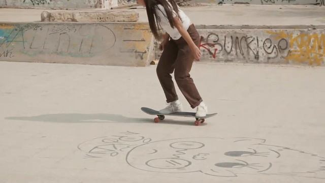 Girls On A Skateboard смотреть онлайн