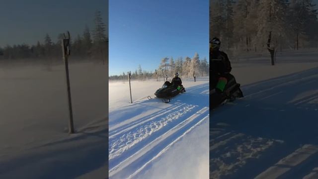 no more Rmks,time for the #vintagesleds. #polarisxcr800 #arcticcatthundercat #triplepipes #oldiron смотреть онлайн