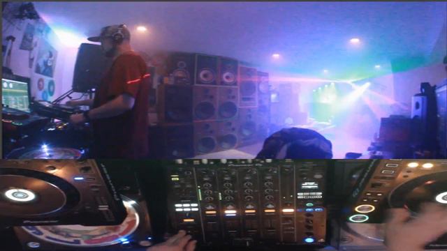 Sirkit Br8ker Tech House LIVE on Distinct FM UK 99.7 FM West Midlands смотреть онлайн