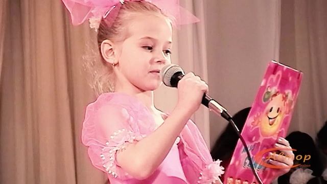 Конкурс семей «Семья талантами богата» в «Доме детского творчества» смотреть онлайн