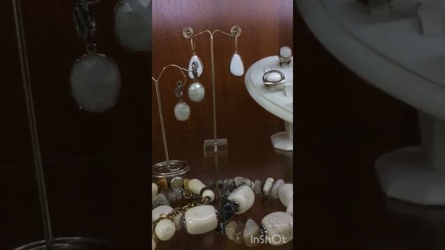 Белый Агат большая редкость. Камень оберег. смотреть онлайн