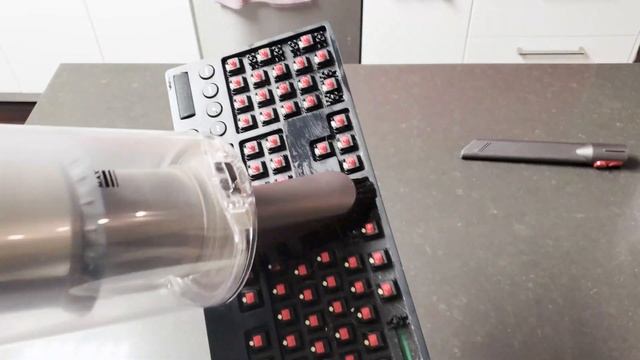 How To Clean Your Logitech Mechanical Keyboard смотреть онлайн