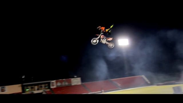 Freestyle moto Show-в первый раз увидел в живую смотреть онлайн