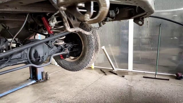 Пескоструй и антикор рамы ( днища ) на авто Toyota Land Cruiser 100 смотреть онлайн