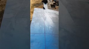 Пол в помывочной в каркасной бане.