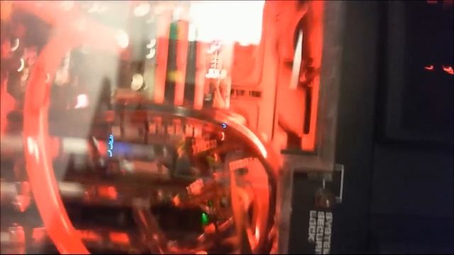 4 Way Crossfire 6970's.wmv смотреть онлайн