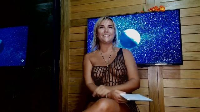 Jenny Scordamaglia - "about focus on your body and meditation" - Miami Live Tv смотреть онлайн