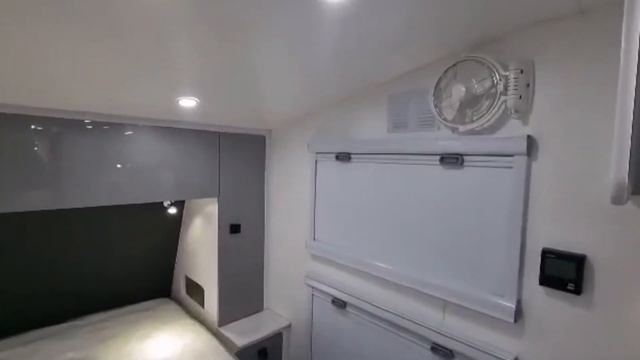 2022 Sunrise St Tropez Caravan walk through смотреть онлайн