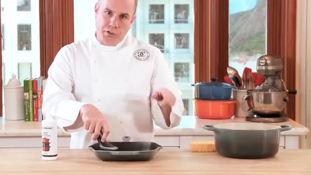 Cleaning Tips for Le Creuset Cookware смотреть онлайн