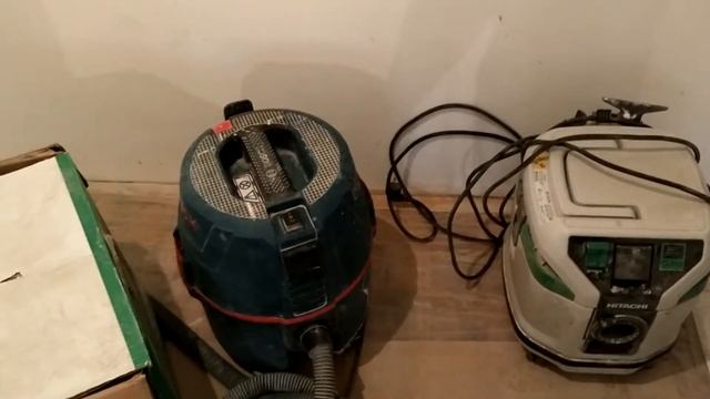 Сравнение :Пылесос Bosch GAS 20 L\пылесос Hitachi RP150YB смотреть онлайн