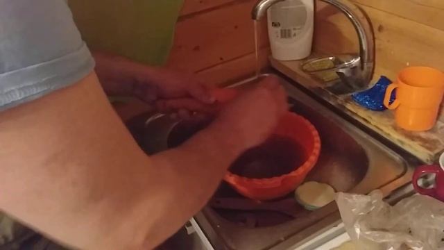 Чистим морковь правильно и быстро смотреть онлайн