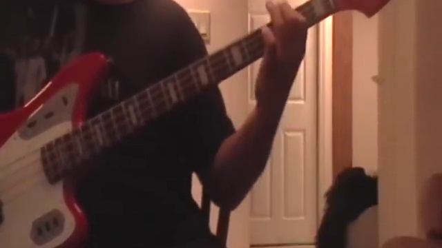 Nirvana- Verse Chorus Verse (Bass Cover) смотреть онлайн