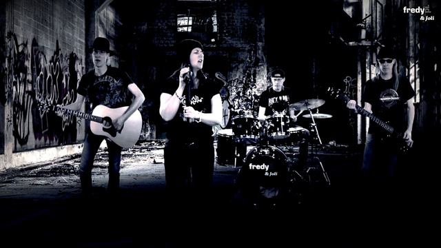 Zombie (The Cranberries-Cover) - Fredy Pi. & Joli - Official Video смотреть онлайн