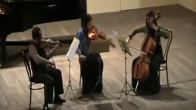 Dohnanyi Serenade Op. 10- Scherzo смотреть онлайн