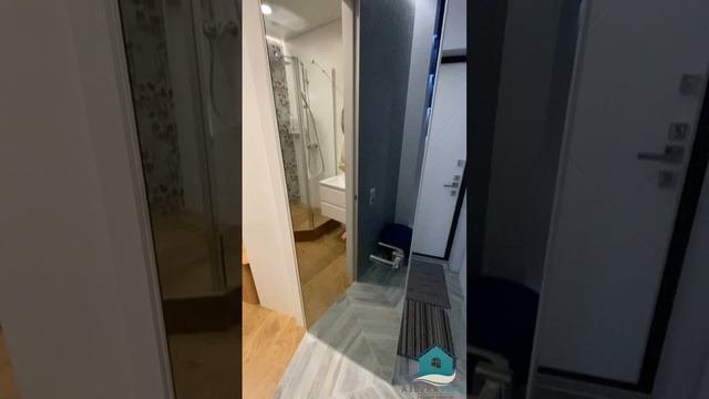 Зеркальная дверь #shorts смотреть онлайн