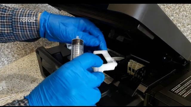 Принтер Epson полосит. Как удалить воздух из демпферов и СНПЧ. смотреть онлайн
