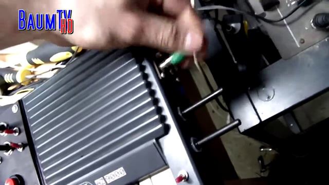 Circuit bent Bontempi AZ 9000 PCM Stereo midi synth (by Baum) смотреть онлайн