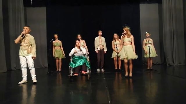 Позади крутой поворот смотреть онлайн