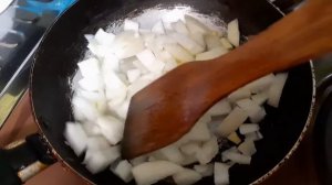 Рисовая каша с тушёнкой за 30 минут.