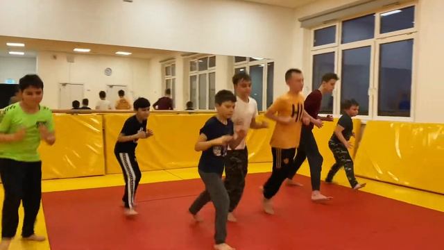 «Одинцовская» СОШ 3. Тренировка для детей по дзюдо. 3 группа. смотреть онлайн