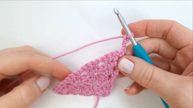 How to Crochet Corner to Corner Granny Square | C2C Granny Square смотреть онлайн