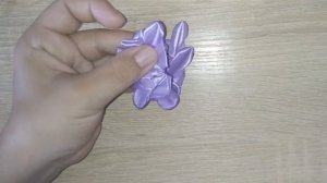 Необычные цветы канзаши. Цветы из лент. Цветы канзаши.