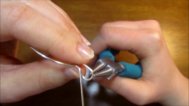 How to Make a Tree of Life Pendant : Easy Wire Wrapped Jewelry Tutorial Part 1 смотреть онлайн