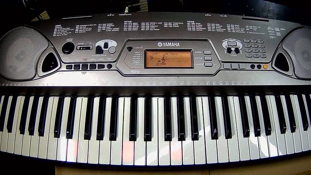 YAMAHA EZ 250i - (DEMO songs) part 2/3 смотреть онлайн