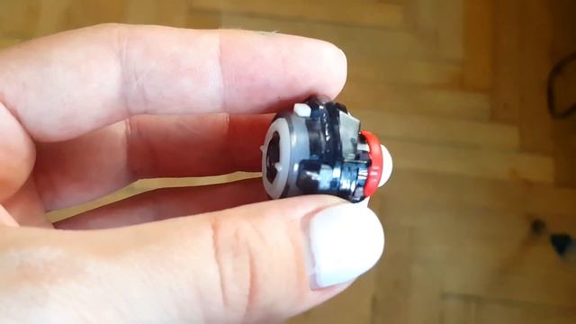 Новинка Бейблэйд Берст Супер Z - Возрождающийся Феникс. Распаковка и обзор от DenKa Tube смотреть онлайн