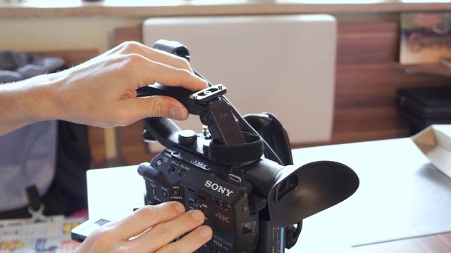 Bastelvideo: Sony FS5II umbau auf Atomos Ninja V Monitor смотреть онлайн