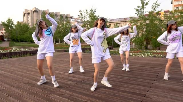 [KPOP IN PUBLIC |ONE TAKE ] NewJeans (뉴진스)- 'OMG' Dance Cover by Double Y смотреть онлайн