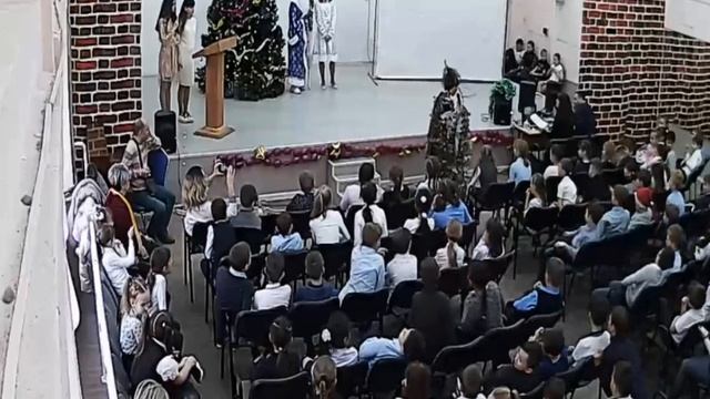 Внеклассное мероприятие: «Новогодний утренник» смотреть онлайн