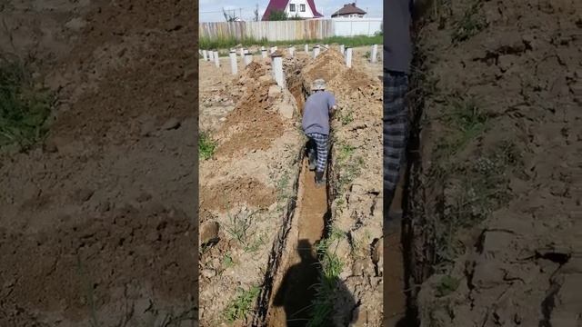 Копка траншеи - 2 смотреть онлайн