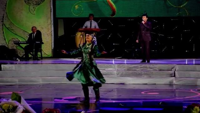 Asatillo Xoliqov kuylaydi. "Istiqlol" san'at saroyi смотреть онлайн