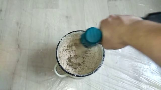 Как быстро замесить немного шпаклёвки! смотреть онлайн