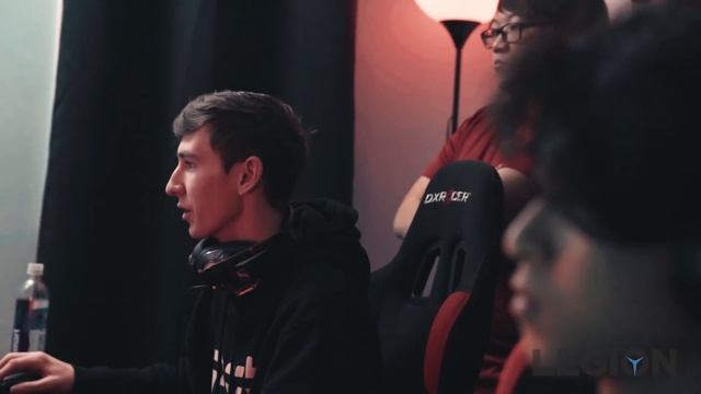 Fortnite Competitive Strategy - Legion Battle Royale Bootcamp - Bizzle & Kayuun of Ghost Gaming смотреть онлайн