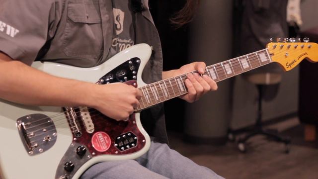 Compleja e incomprendida | Squier Classic Vibe '70s Jaguar смотреть онлайн