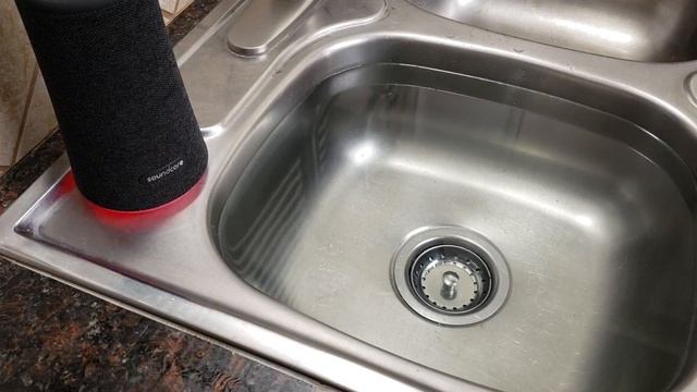Anker Soundcore Flare+ - Waterproof Speaker Test смотреть онлайн