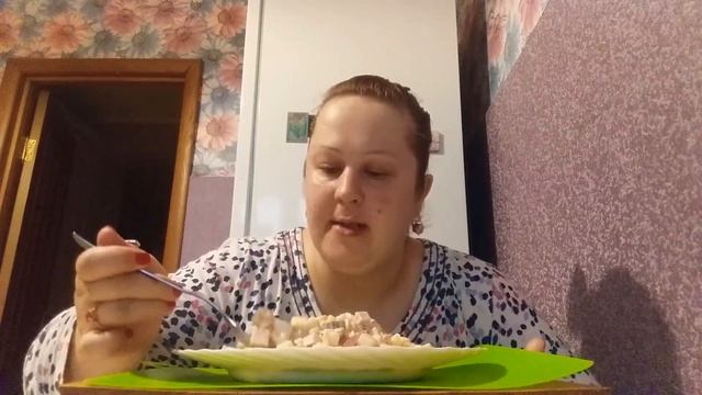 Мукбанг салат с копченым мясом?ну очень вкусно? смотреть онлайн