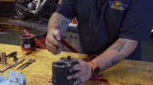 How to Replace a Harley Davidson Starter Clutch : Weekend Wrenching