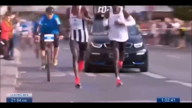Kipchoge RESPONDS To Kelvin Kiptum Breaking His WR (Somethings Not Right) смотреть онлайн