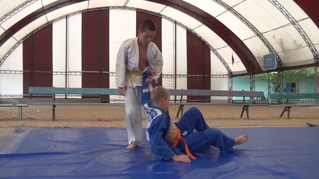 Мельничук Артем. Uchi mata. Летние сборы. Дзюдо. Каролино-Бугаз. База "Шурави" 7 июля 2016. смотреть онлайн