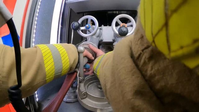 Busbrand - VOLUNTEERS DUTCH FIREFIGHTERS -