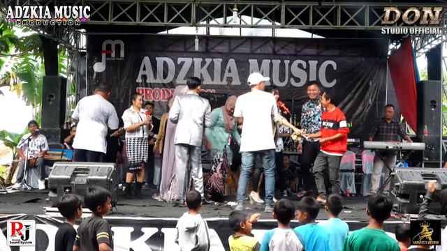 BUNGA DAHLIA VOC. LINTANG ADZKIA MUSIC PRODUCTION CIKALAHANG DUKUPUNTANG CIREBON смотреть онлайн