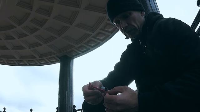 Выбор спортивных наушников. Monster Beats Powerbeats хорошее качество, отличная цена. Музыка в шлем